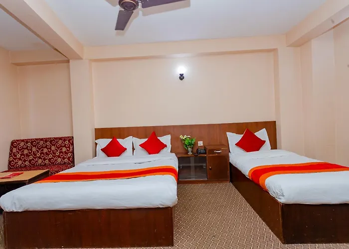 Oyo 801 View Global Hotel 3*